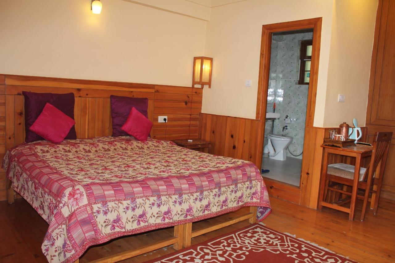 Pema Thang Hotel Kangra Eksteriør billede