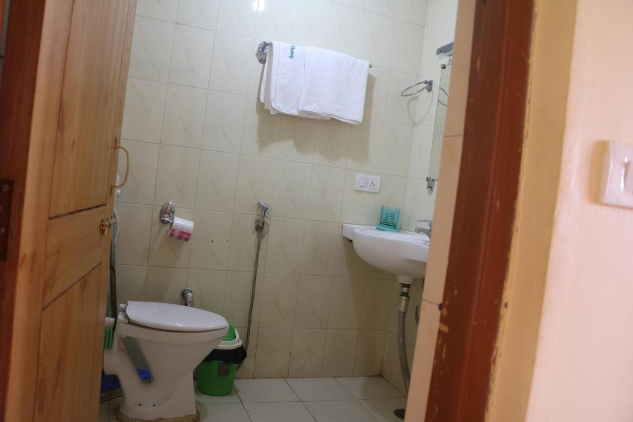 Pema Thang Hotel Kangra Eksteriør billede