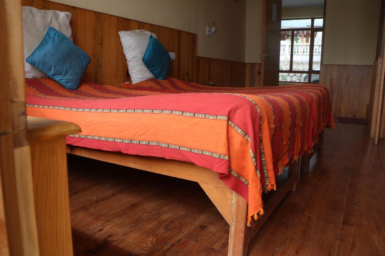 Pema Thang Hotel Kangra Eksteriør billede